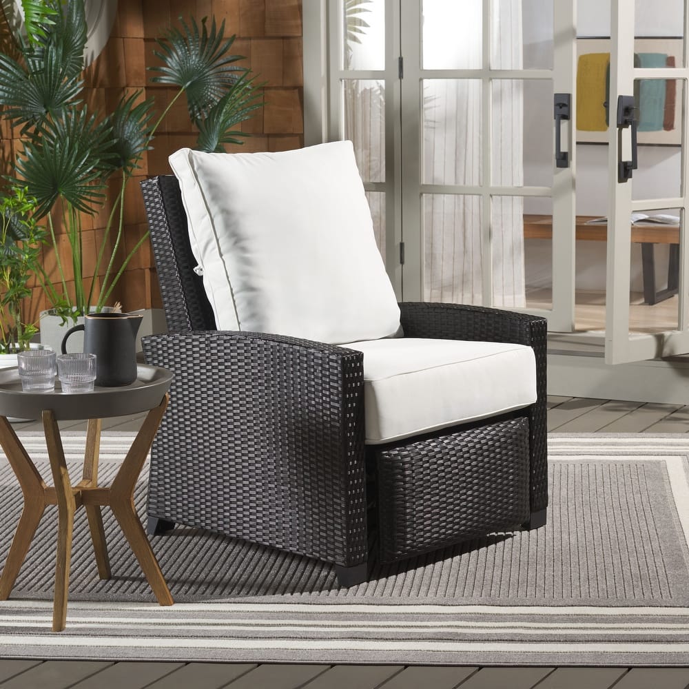 SAFAVIEH Outdoor Patio Furniture Landon Recliner Chair - 32"W x 36"D x 36"H