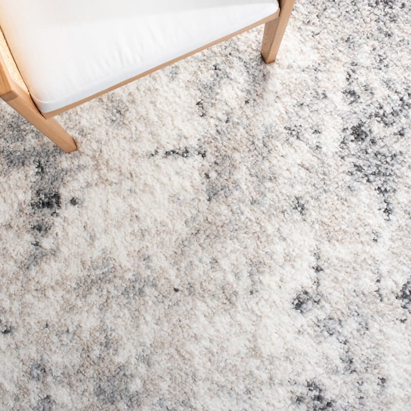 SAFAVIEH Berber Shag Zoje Modern 1.2-inch Thick Rug..