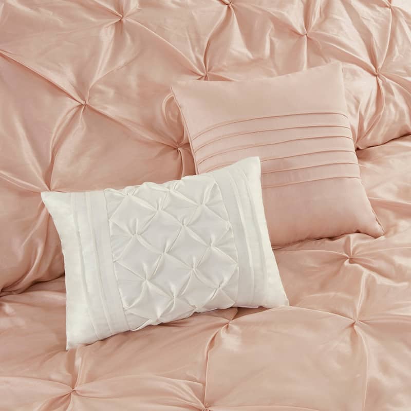 Madison Park Essentials Loretta 24-Piece Room in a Bag with Window Panels and Sheet Set