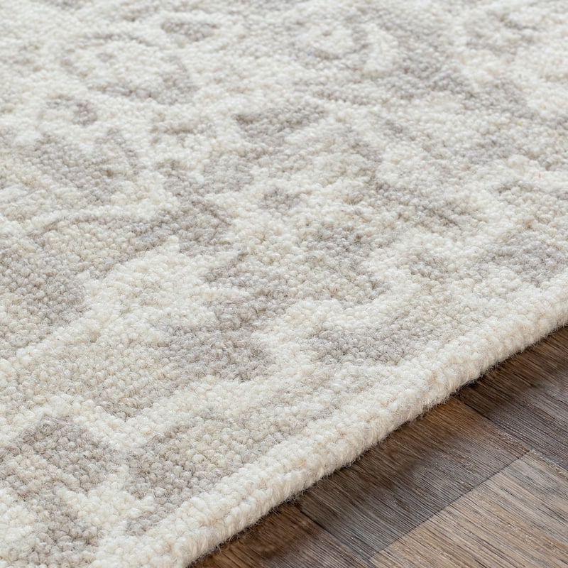 Livabliss Hensley Handmade Medallion Wool Area Rug