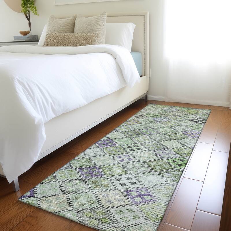 Machine Washable Indoor/ Outdoor Boho Modern Chantille Rug - Green - 2'3" x 7'6"