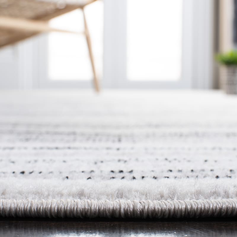 SAFAVIEH Skyler Neppie Modern Stripe Rug