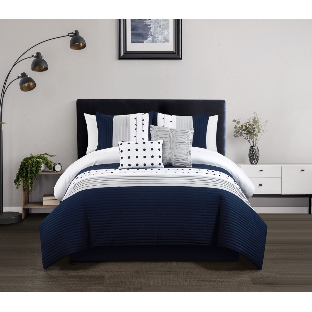 https://ak1.ostkcdn.com/images/products/is/images/direct/c3a9d67adca77559a0fae4bc3db25f7ff8db1ee7/Chic-Home-Lani-5-Piece-Color-Block-Pleated-Comforter-Set.jpg