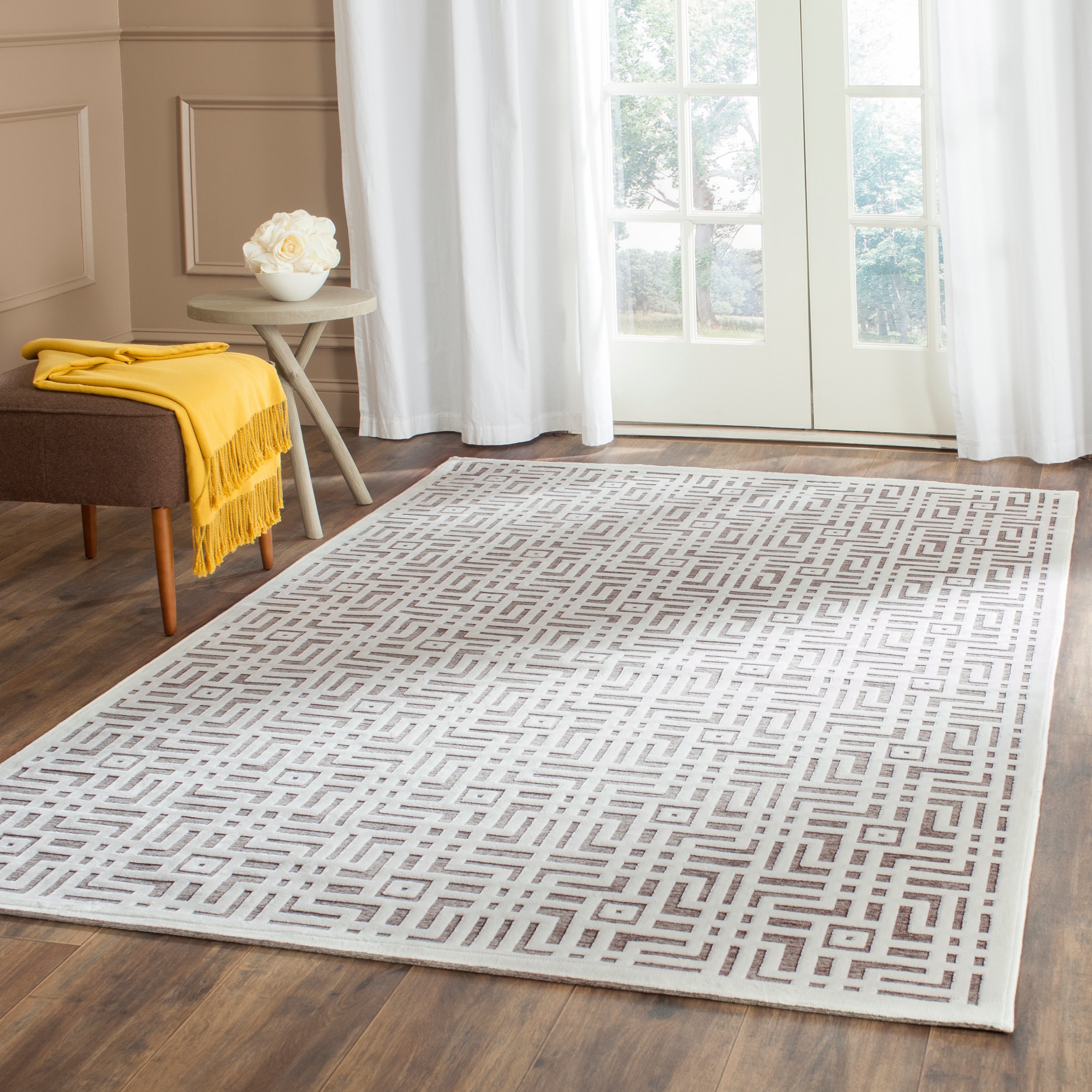 SAFAVIEH Paradise Modena Modern Viscose Rug