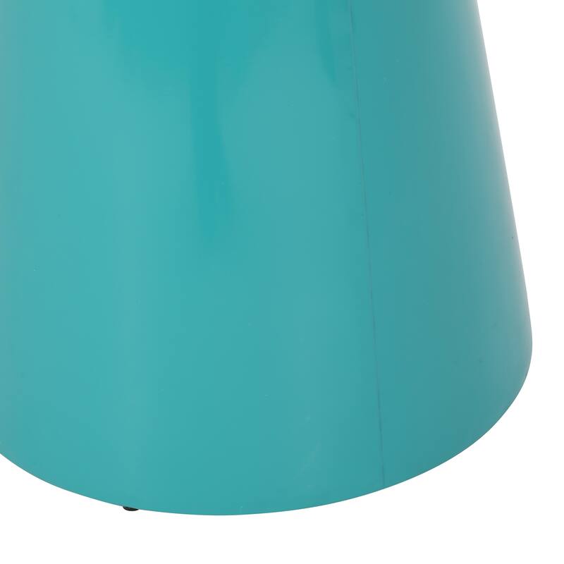 Pelon Outdoor Outdoor Metal Side Tables (Set of 2) by Christopher Knight Home