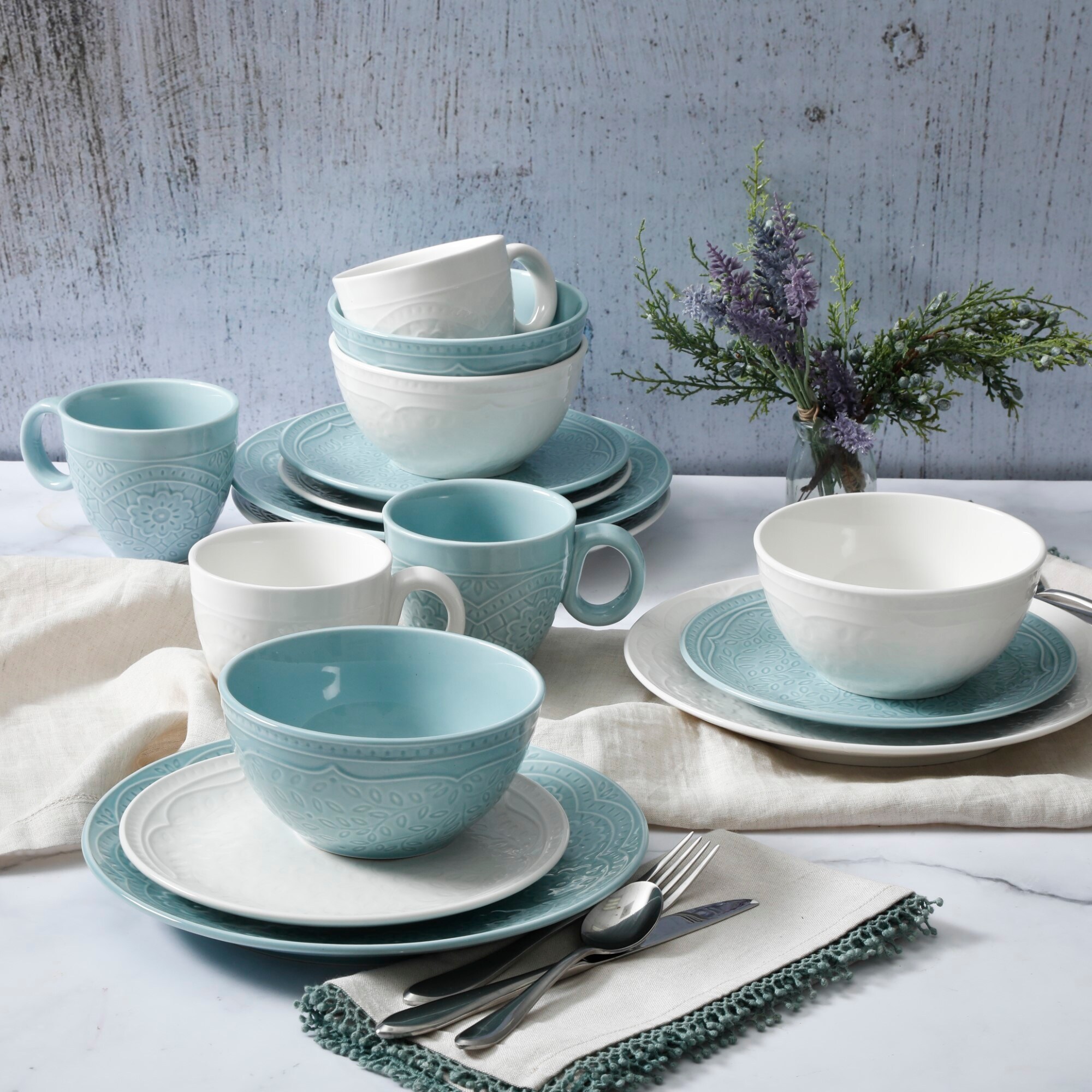 Gibson Elite Alemany 16 Piece Dinnerware Set Aqua