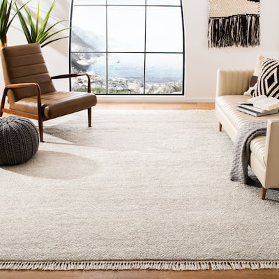 SAFAVIEH Casablanca Shag Tribal Beige Wool Rug