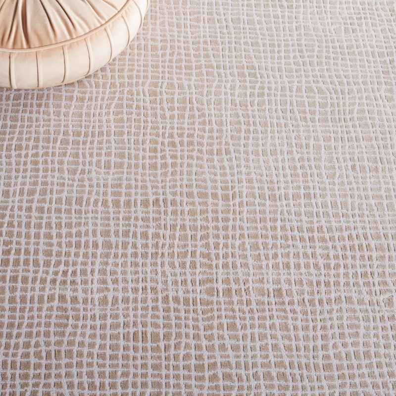 SAFAVIEH Continental Jeltina Modern Rug