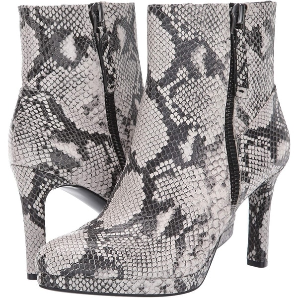 naturalizer tiana boot