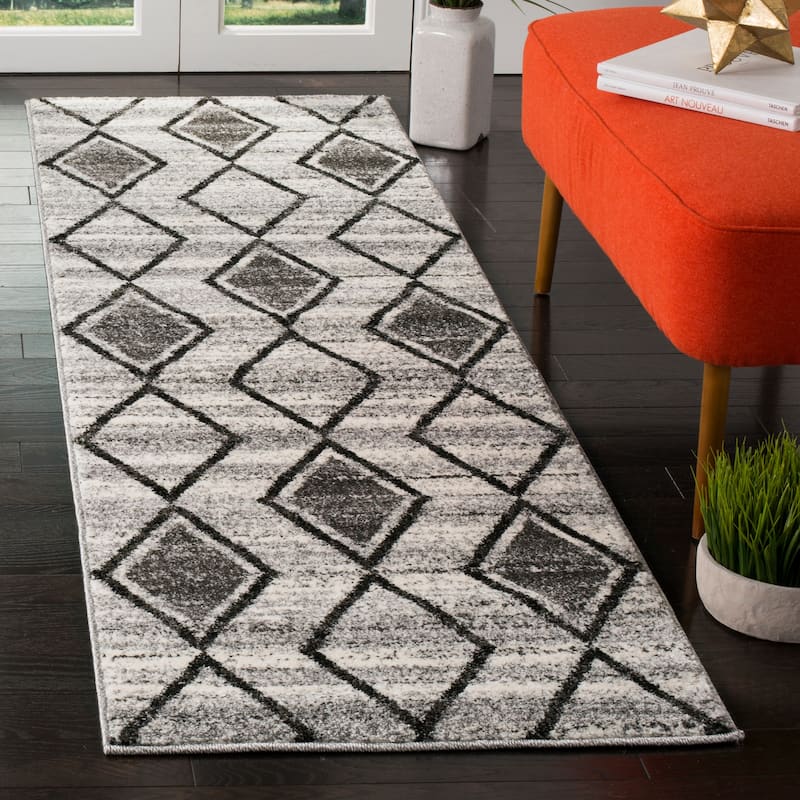 SAFAVIEH Tunisia Leona Southwestern Rug - 2'3" x 8' Runner - Grey/Black