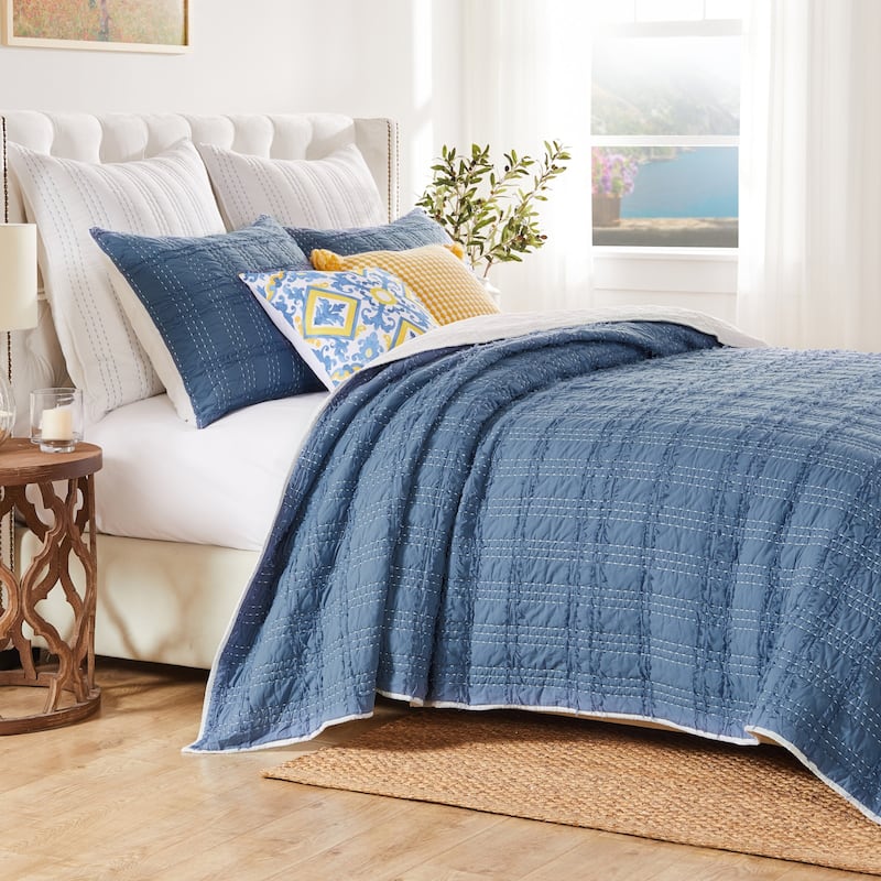 Greenland Home Fashions Portofino Finely Stitched Ruffled Reversible 100% Cotton Quilt Set
