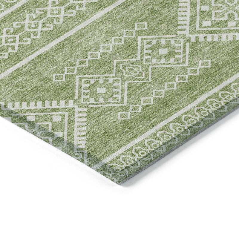 HomeRoots Southwestern Transitional Rectangle Outdoor Rug