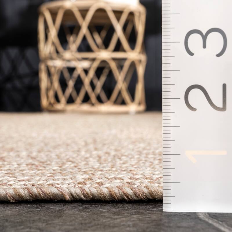 Nuloom Braided Courtney Tassel Indoor/Outdoor Area Rug