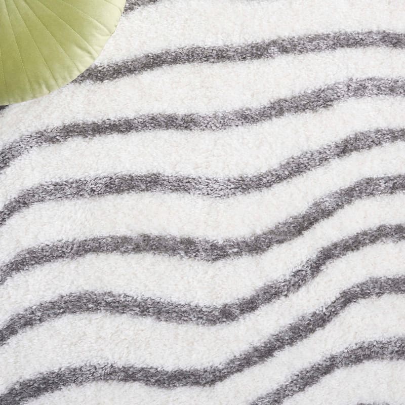 SAFAVIEH Tahoe Rica Shag Modern Stripe 1.2-inch Thick Rug