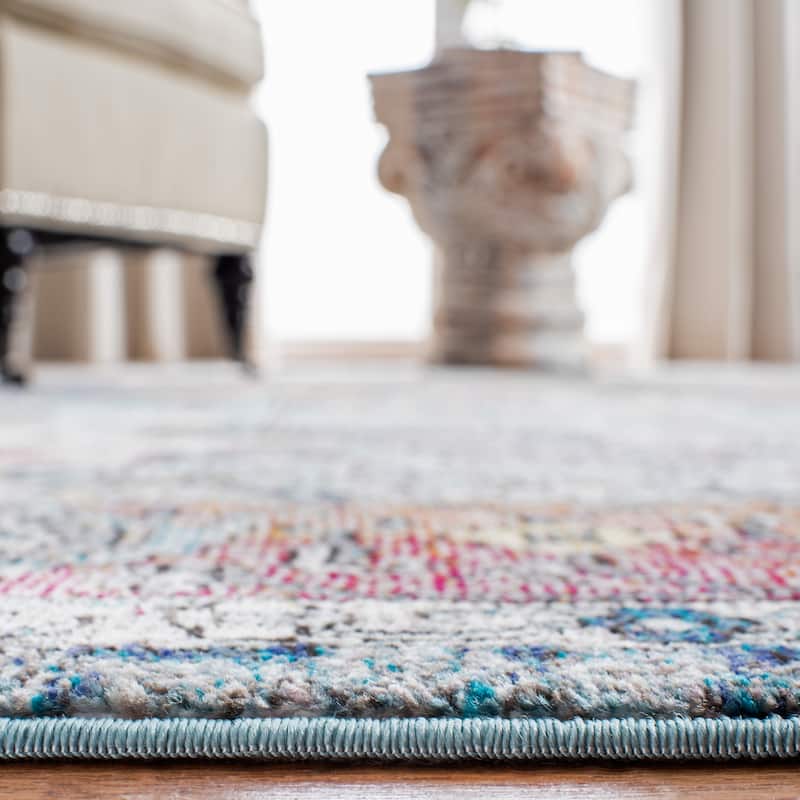 SAFAVIEH Aria Petja Vintage Oriental Medallion Rug