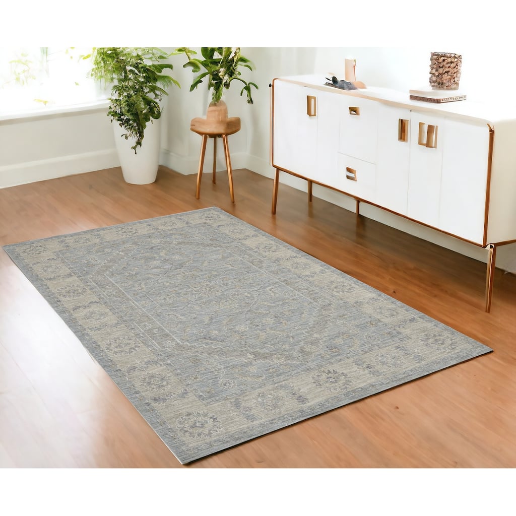 Power Loomed Floral Traditional Area Rug - 71' X '47' X '0.5