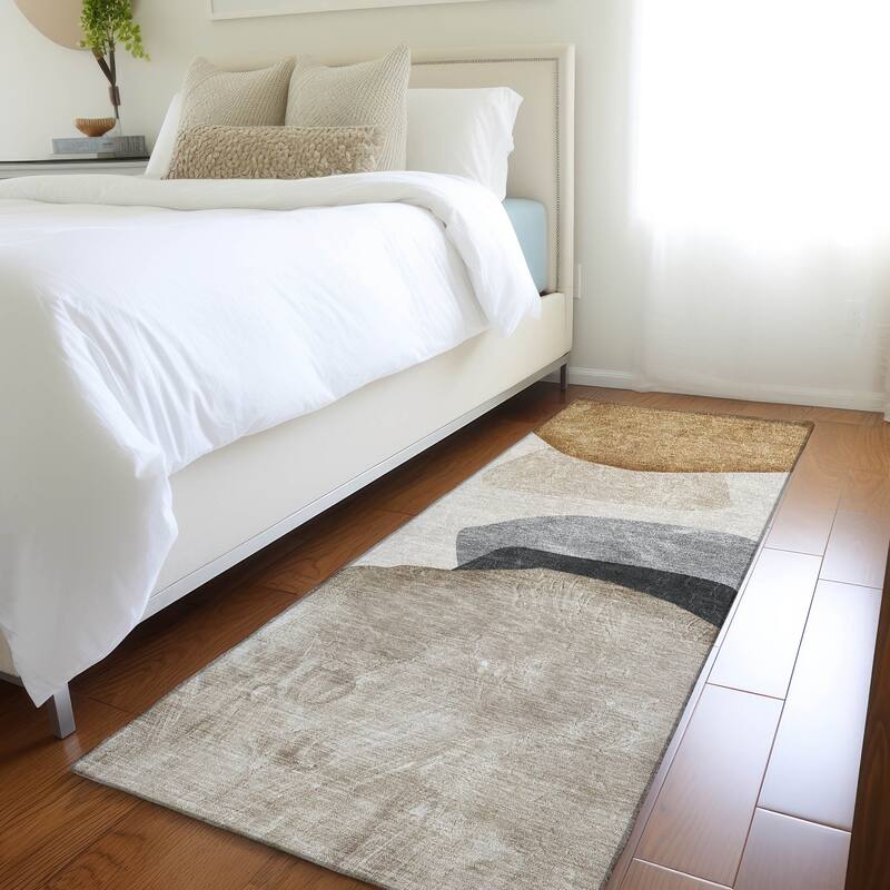 Machine Washable Indoor/ Outdoor Modern Abstract Chantille Rug - Brown - 2'3" x 7'6"