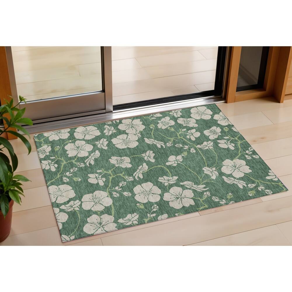 HomeRoots Floral Transitional Rectangle Outdoor Rug