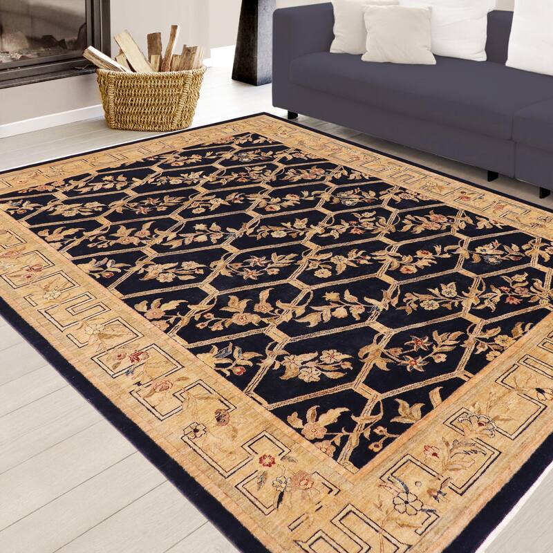 Hexagonal Trellis Floral Hand-Knotted Wool Area Rug