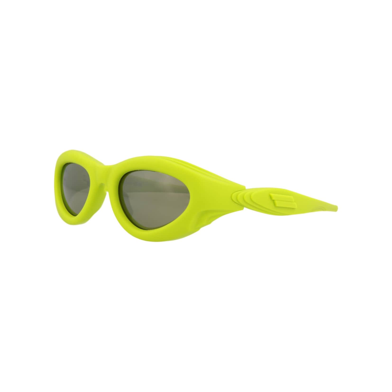 Bottega-Veneta-Oval-Frame- 