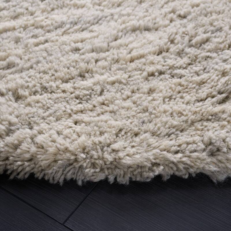 SAFAVIEH Handmade Casablanca Shag Valdis Wool Rug