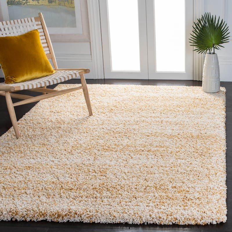 SAFAVIEH Hudson Shag Justine Modern 2-inch Thick Rug - 5'3" x 7'6" - Ivory/Gold - Rectangle