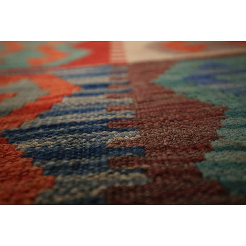 Reversible Kilim Area Rug Hand-Woven Wool Carpet - 8'5" x 9'8"