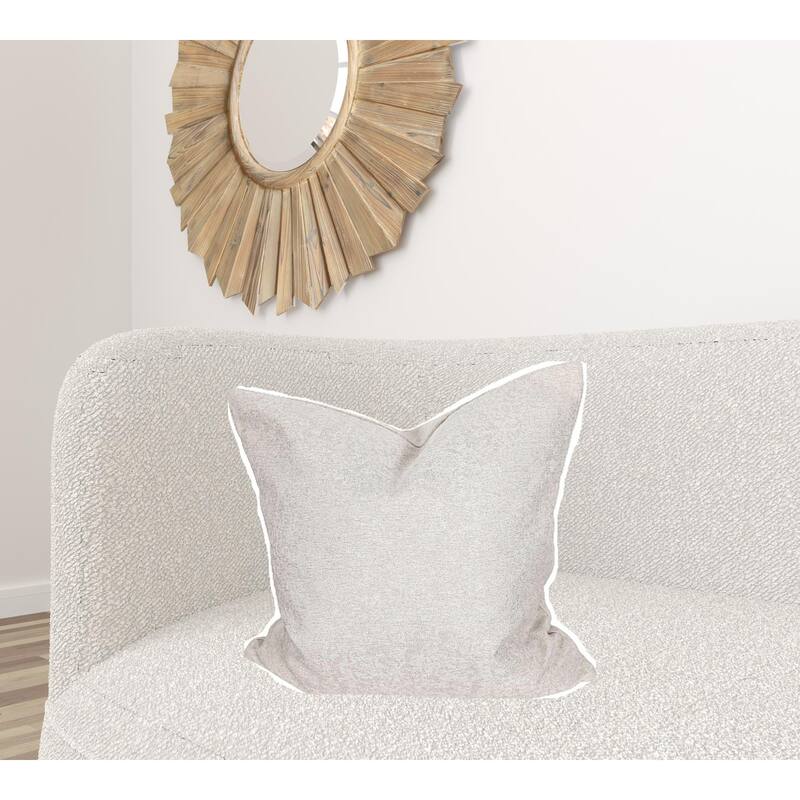 HomeRoots 22" X 22" White Polyester Zippered Pillow
