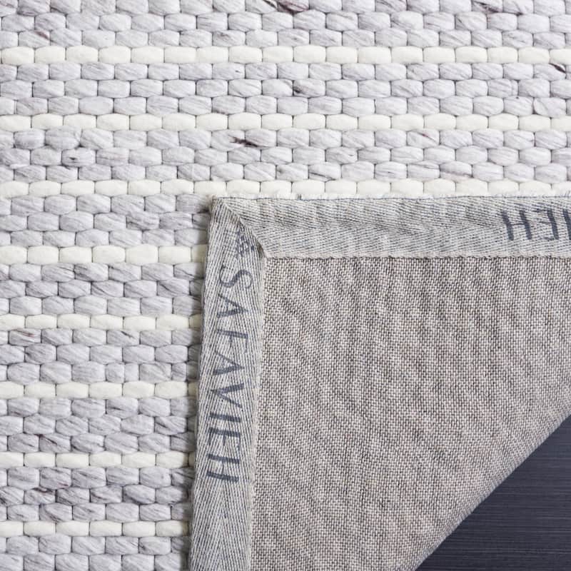 SAFAVIEH Handmade Marbella Sabire Modern Wool Rug
