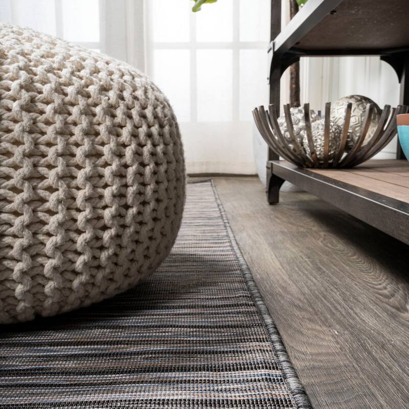 JONATHAN Y Finn Modern Farmhouse Pinstripe Area Rug