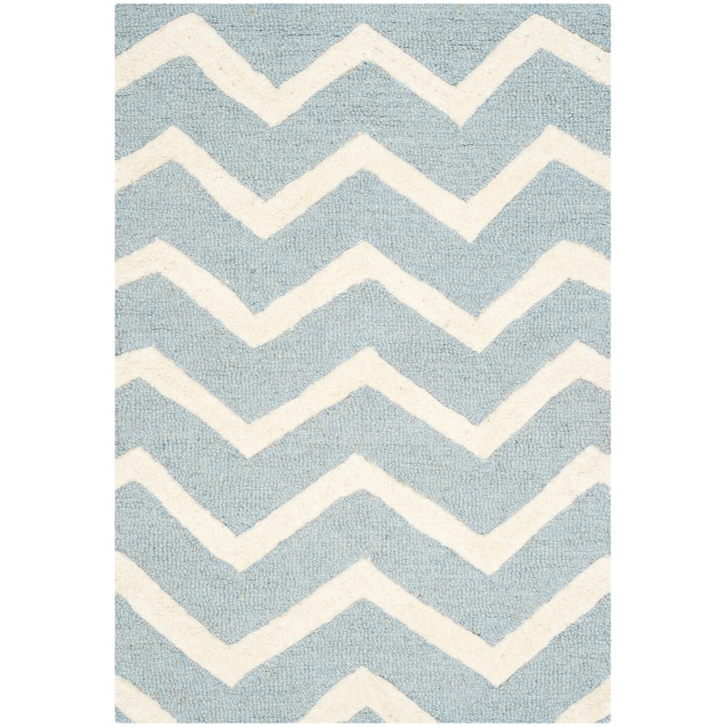 SAFAVIEH Handmade Cambridge Terttu Chevron Wool Rug - 2' x 3' - Blue/Ivory