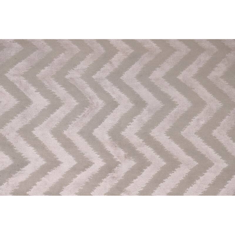 Chevron Style Modern Indian Area Rug Handmade Wool Carpet - 7'11"x 9'10"