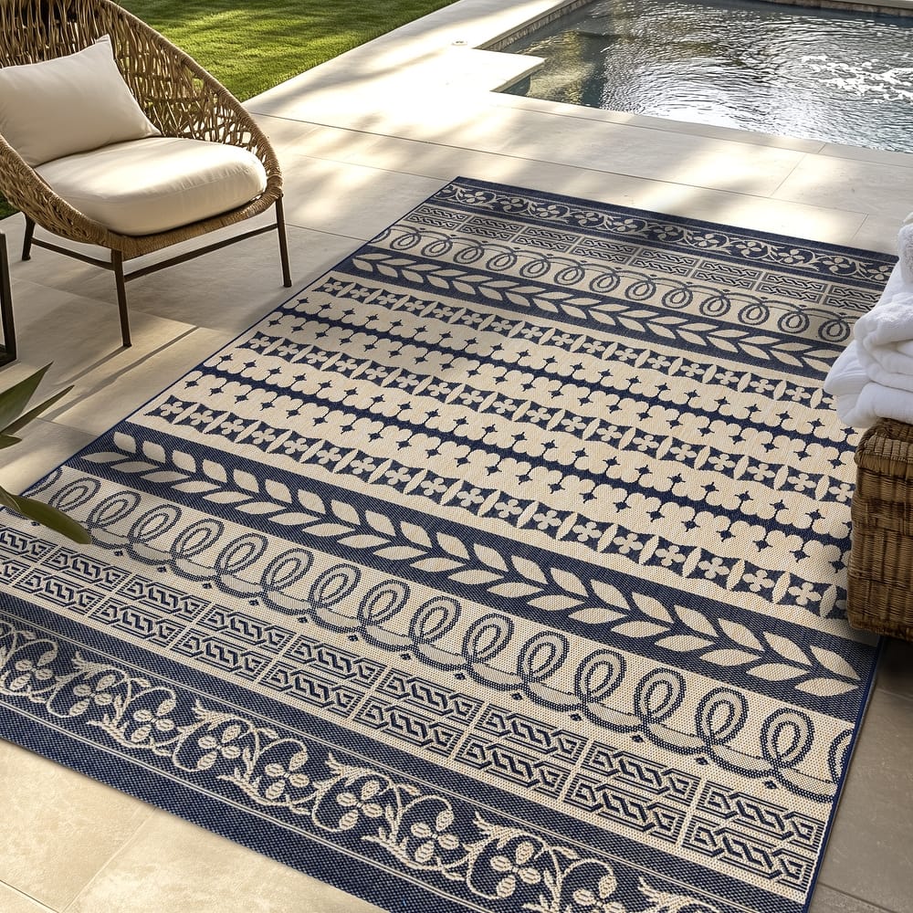 Gertmenian Solterra Bohemian Moroccan Global Weather Resistant Polypropylene Flatweave Indoor/ Outdoor Area Rug Collection
