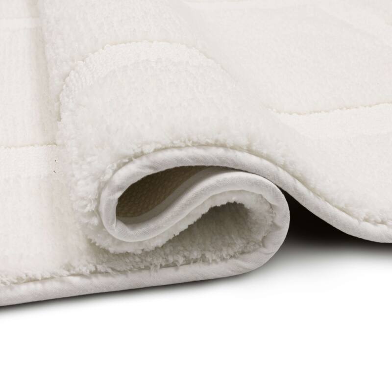 Mohawk Home Prestige Machine Washable Bath Mat