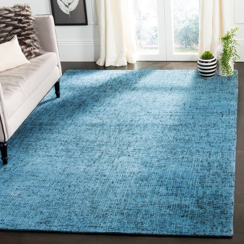 SAFAVIEH Handmade Abstract Lucy Modern Wool Rug - 4' x 6' - Blue/Multi