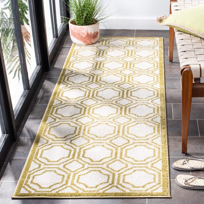 SAFAVIEH Amherst Aleksei Modern Rug - 2'3" x 7' Runner - Ivory/Light Green