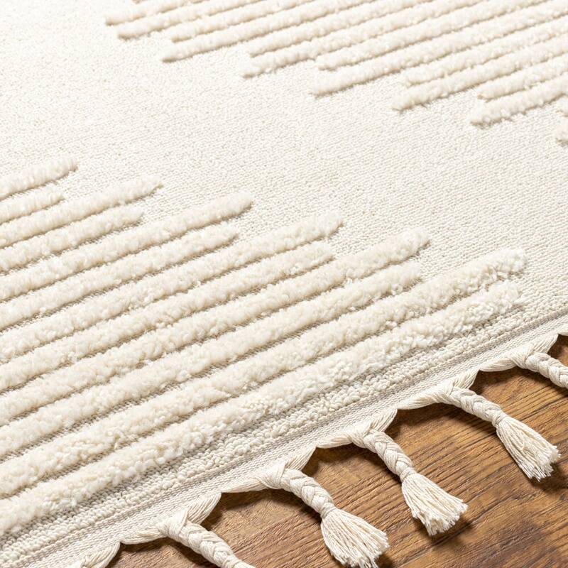 Livabliss Shabby Chic Nora Diamond Area Rug