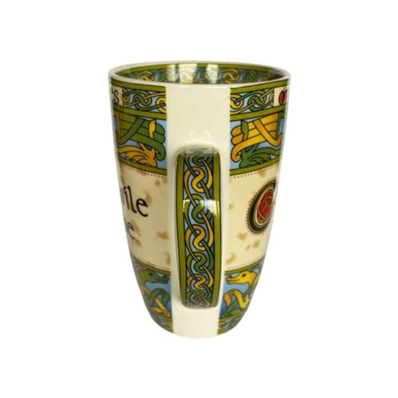 14fl oz Glossy Bone China Mug with Intricate Irish Manuscript and Warm Cead Mile Failte Message