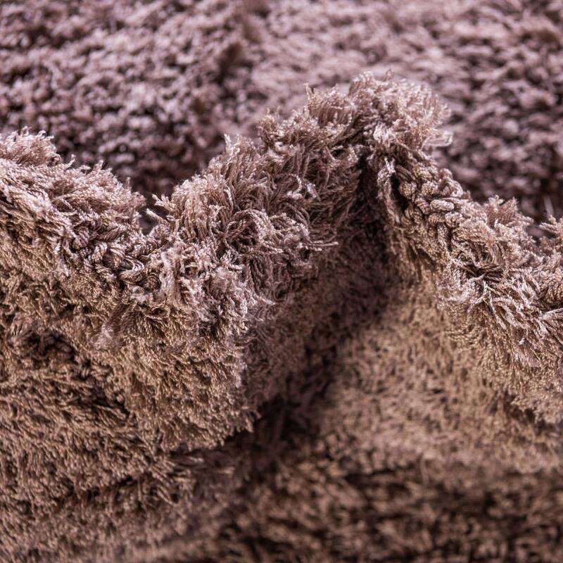 Shag Milson Collection Area Rug