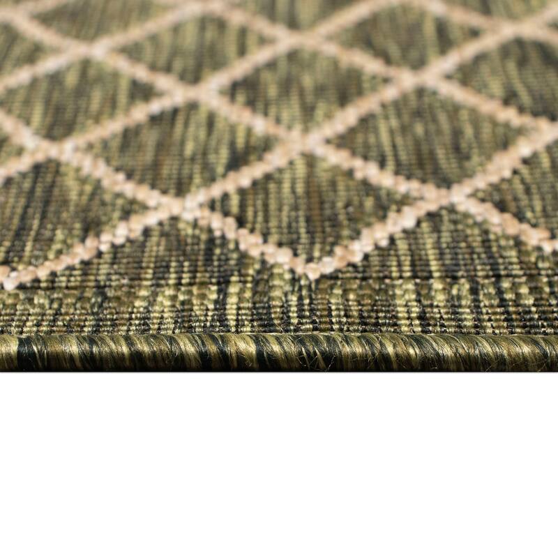 Liora Manne Carmel Diamonds Indoor/Outdoor Area Rug