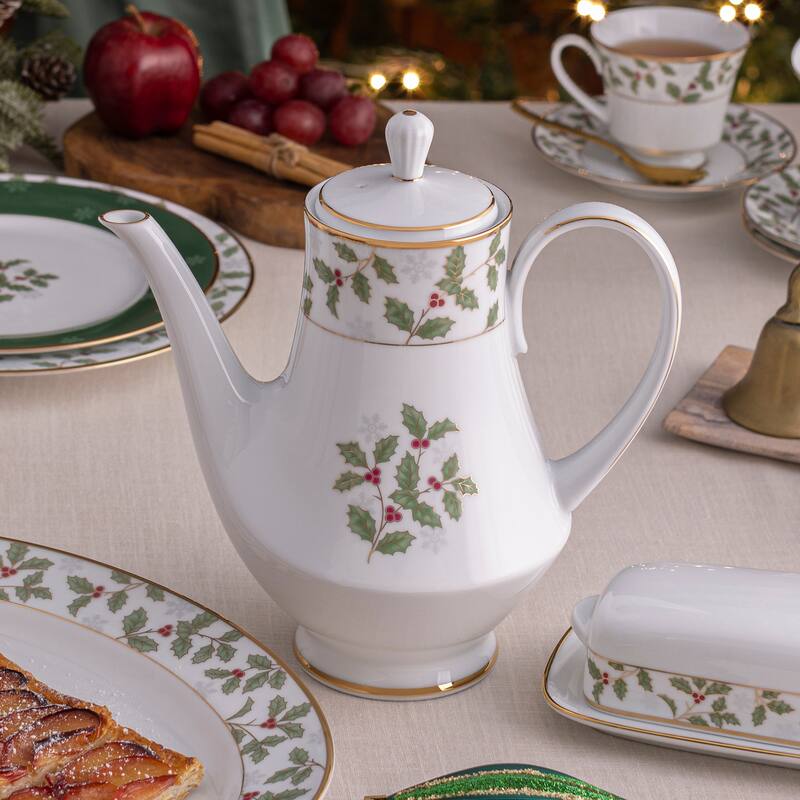Noritake Holly & Berry Gold Coffee Server, 49 0z.