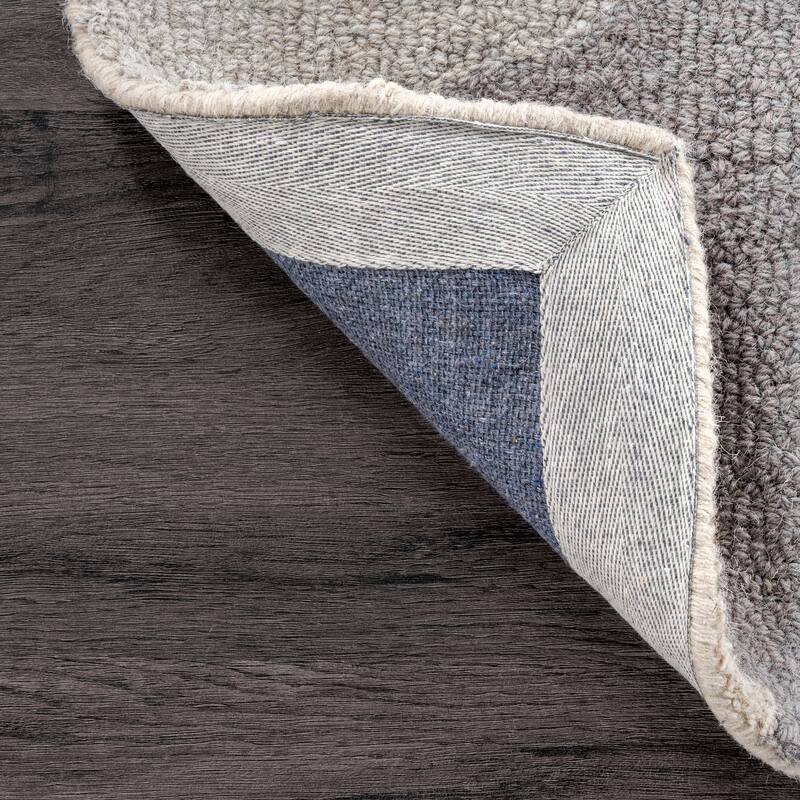 Nuloom Bianca Triangles Area Rug