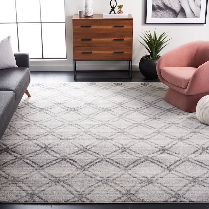 SAFAVIEH Adirondack Suchitra Vintage Boho Oriental Rug - 6' x 9' - Silver/Charcoal