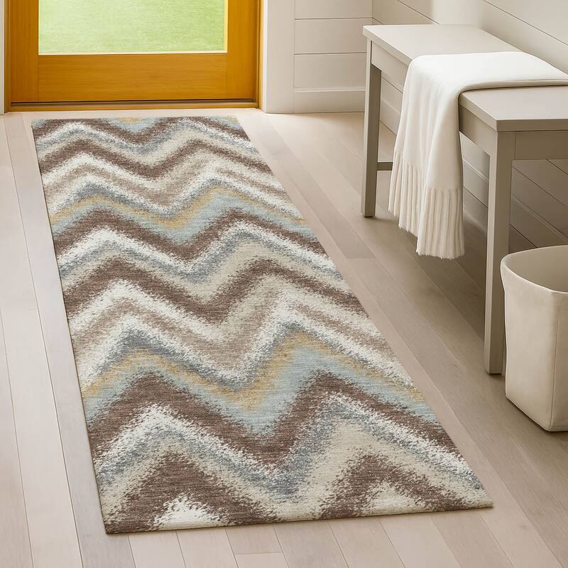 Machine Washable Indoor/ Outdoor Modern Chevron Chantille Rug
