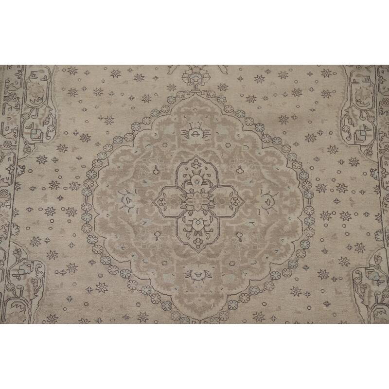 Hand Knotted Oriental 100% Wool Carpet Traditional Medallion Beige & Ivories Tabriz Area Rug - 9' 9'' X 6' 5''