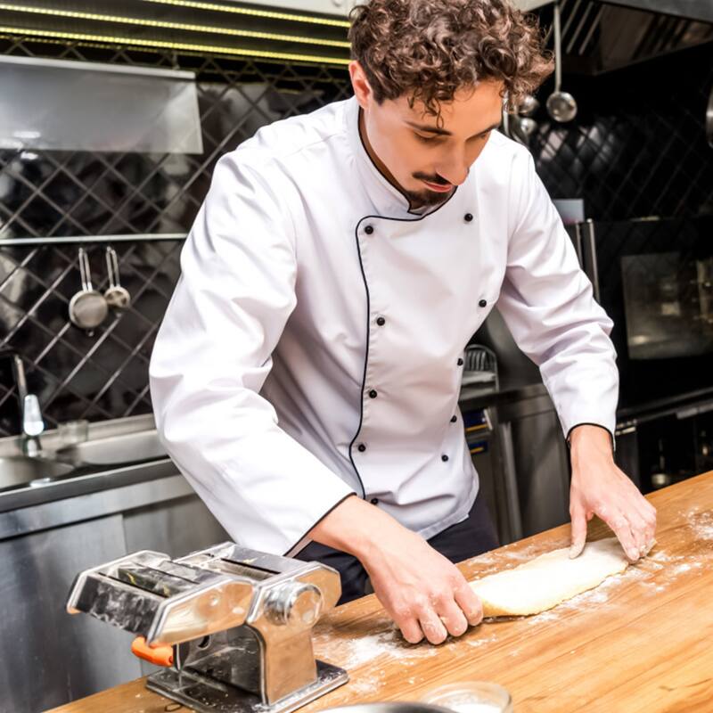 Silver Stainless Steel Pasta Maker Machine with 9 Thickness Settings and Hand Crank - 8.27x7.87x5.12in