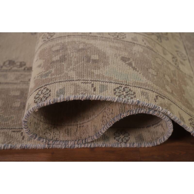 Hand Knotted Oriental 100% Wool Carpet Traditional Medallion Beige & Ivories Tabriz Area Rug - 9' 4'' X 6' 5''
