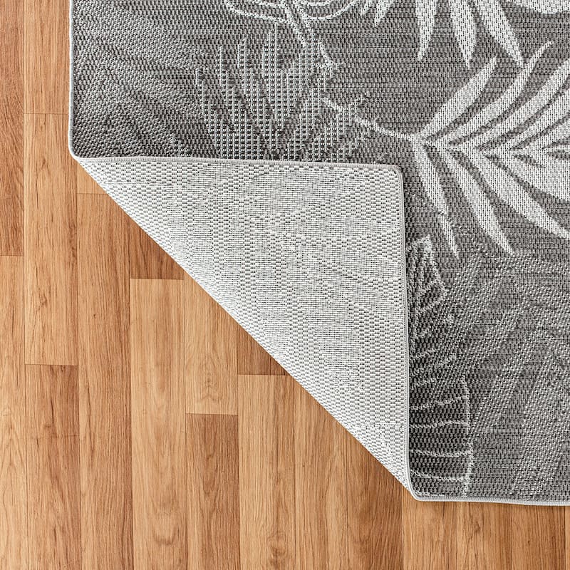 Contemporary Tropical Leaves Indoor/Outdoor Flatweave Waterproof Backyard Patio Area Rug