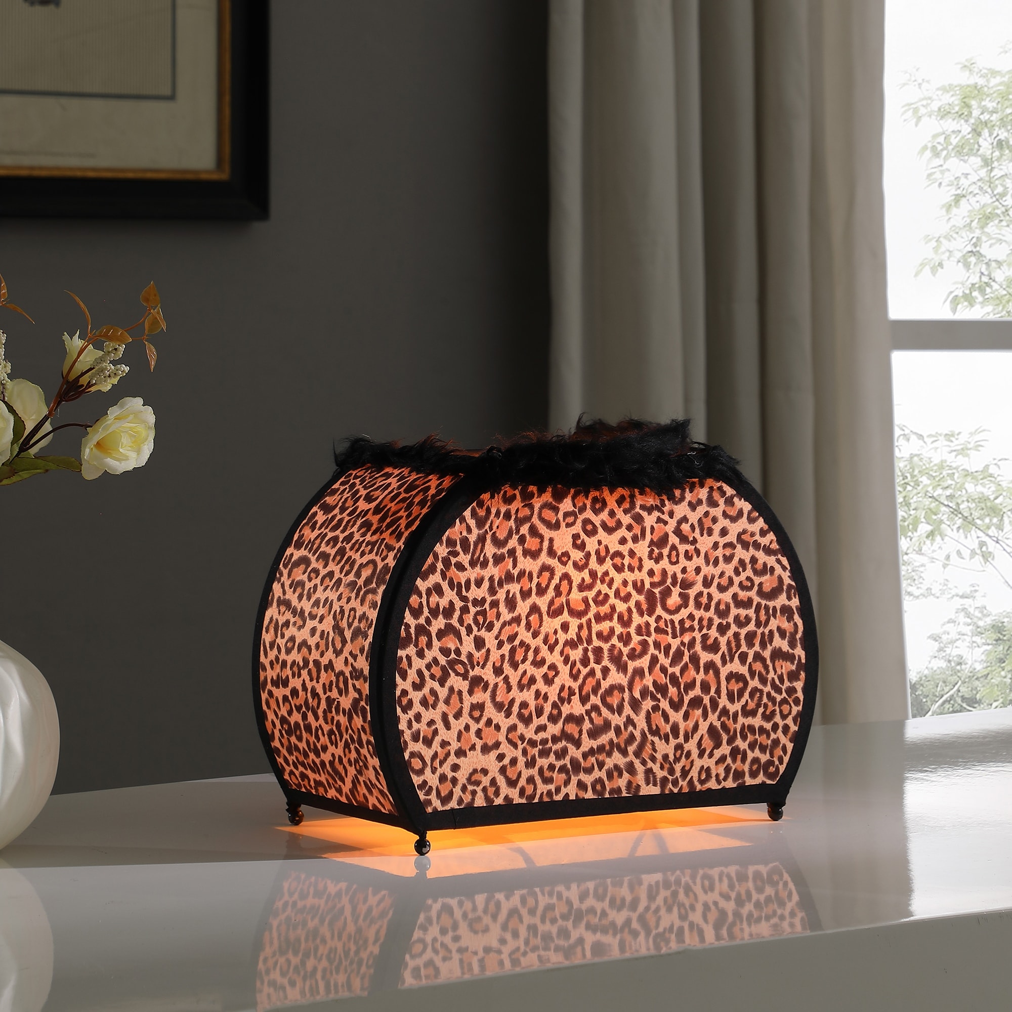 ANIMAL PRINT PURSE w Black FAUX HANDLE TABLE LAMP Cheetah