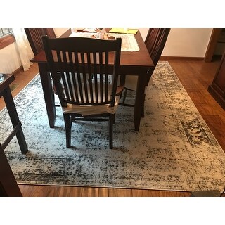 Unique Loom Casino Sofia Area Rug